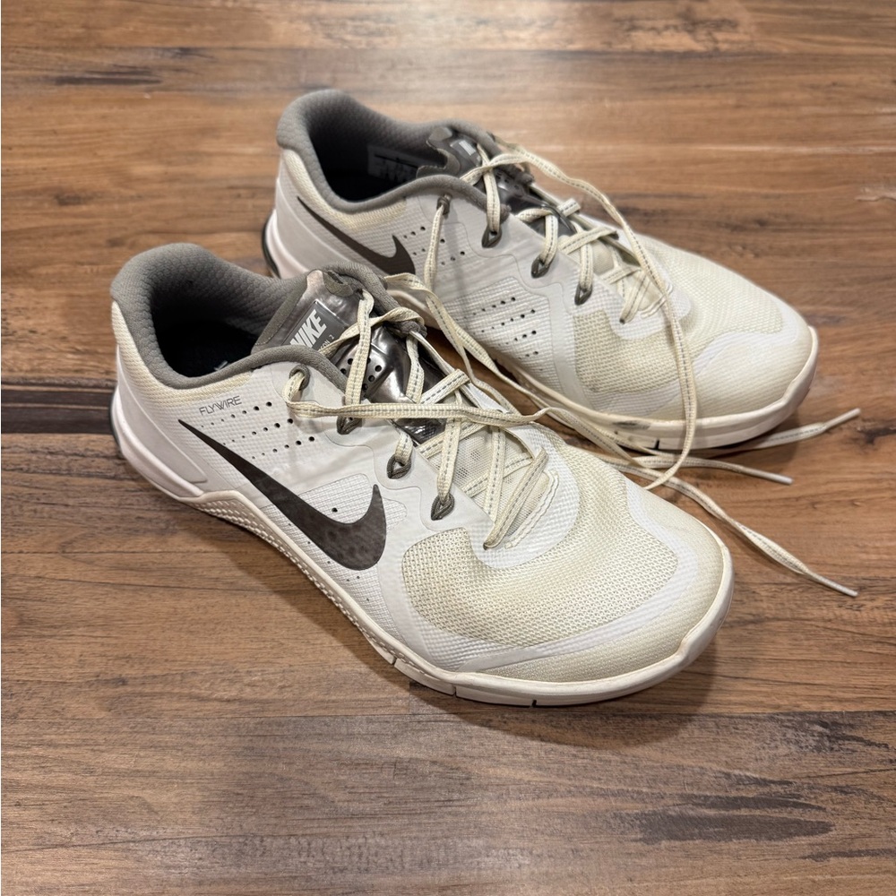 Nike Women’s Metcon Training Shoe